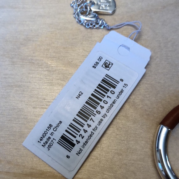 Lauren Ralph Lauren Silver Tone Leather Wrapped Circle Pendant Necklace NWT - Picture 6 of 12